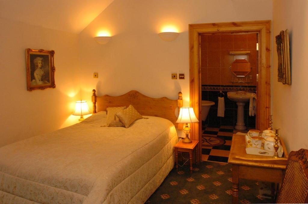 Craig-Y-Nos Castle Hotel Abercraf Szoba fotó