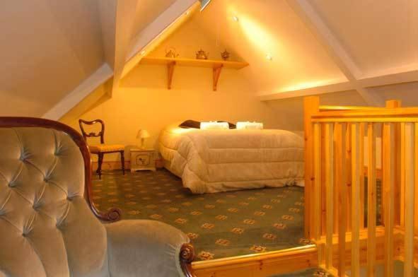 Craig-Y-Nos Castle Hotel Abercraf Szoba fotó
